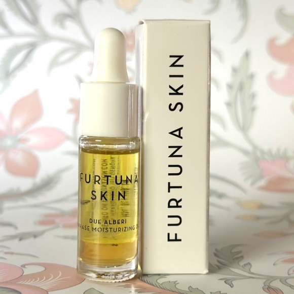 5 for $15 🦋 FORTUNA SKIN | Biphase Moisturizing Oil - Picture 1 of 4